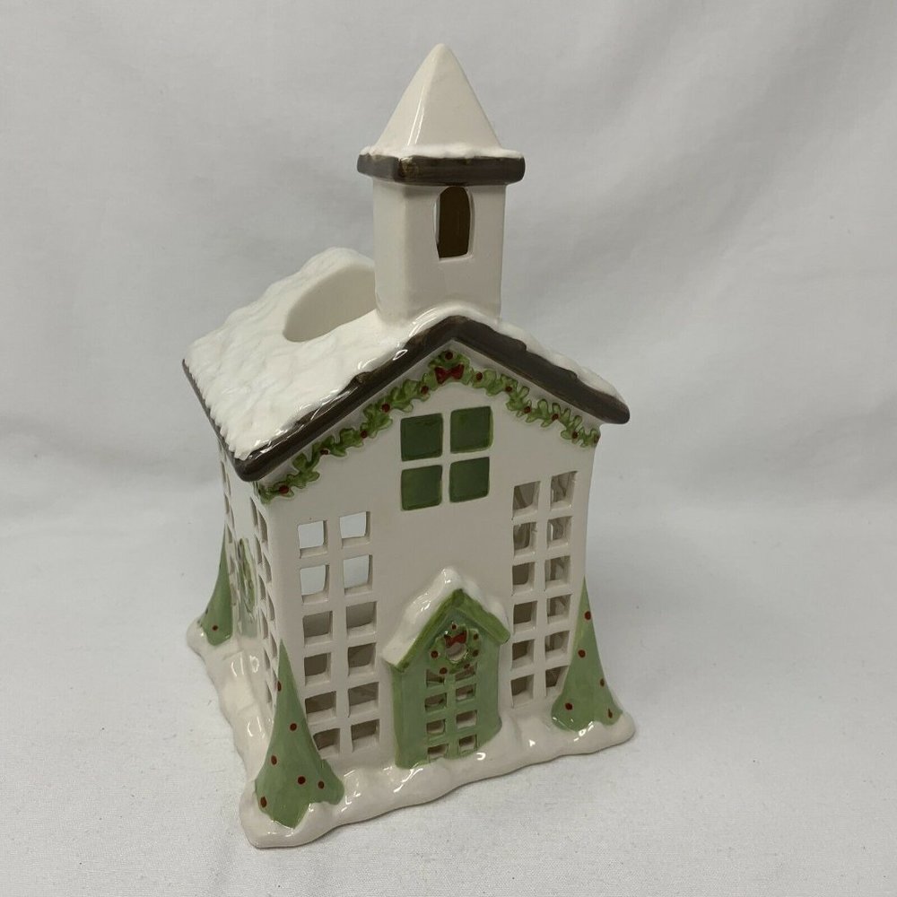 Partylite - P91137 Village Square Chapel Fragrance Warmer